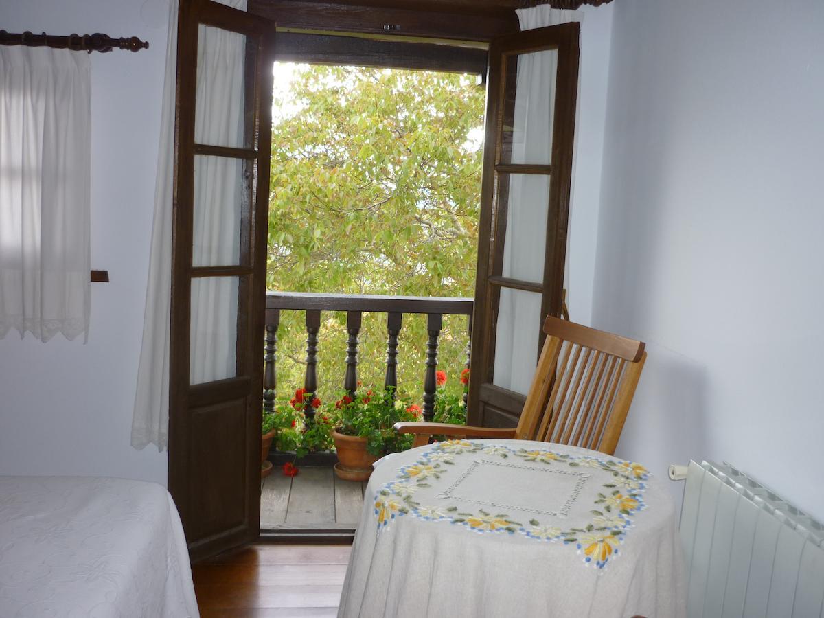 Posada Torcaz Cahecho Room photo