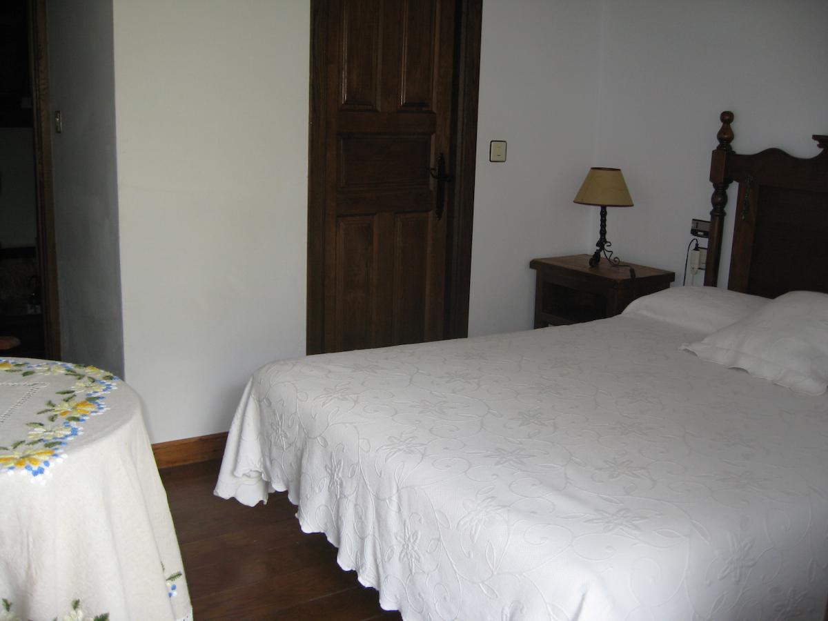 Posada Torcaz Cahecho Room photo