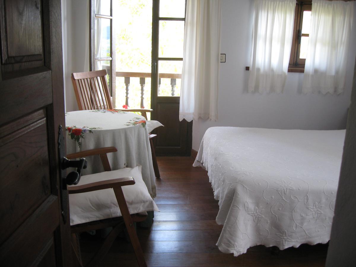 Posada Torcaz Cahecho Room photo